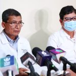 Niño muere mientras era alimentado con leche materna