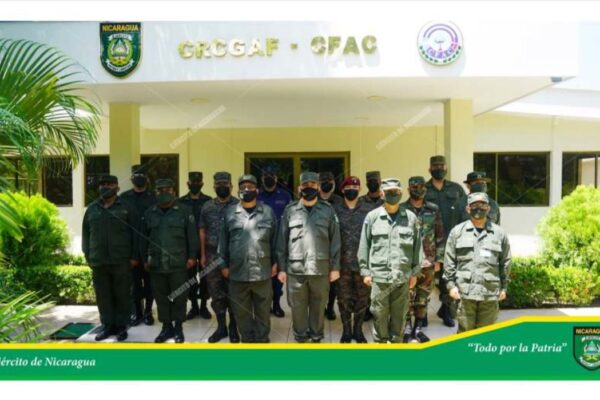 Efectivos militares se gradúan en gestión de proyectos en materia ambiental y forestal