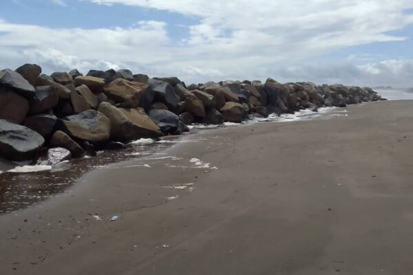 Finaliza nueva etapa de la escollera en la costa de Puerto de Corinto