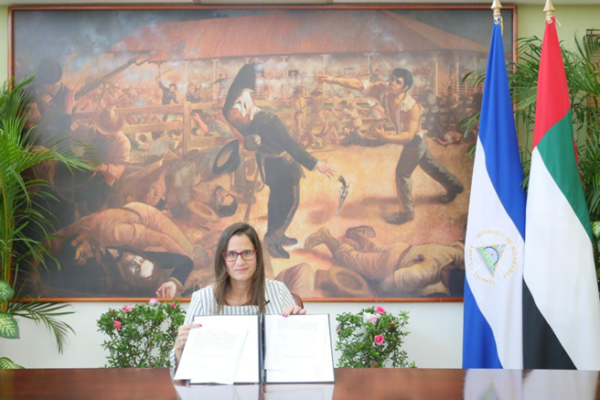 Nicaragua firma acuerdo de comercio con empresa de Emiratos Árabes Unidos