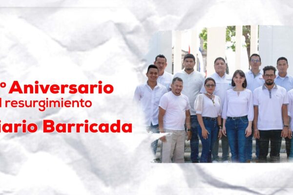 Lectores celebran cuarto aniversario del resurgimiento de Barricada