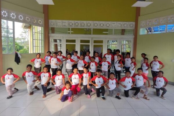 Nicaragua prepara montajes artísticos para celebrar a los padres