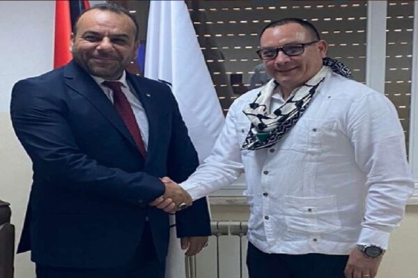 Embajador nicaragüense se reúne con Unión General de Escritores Palestinos