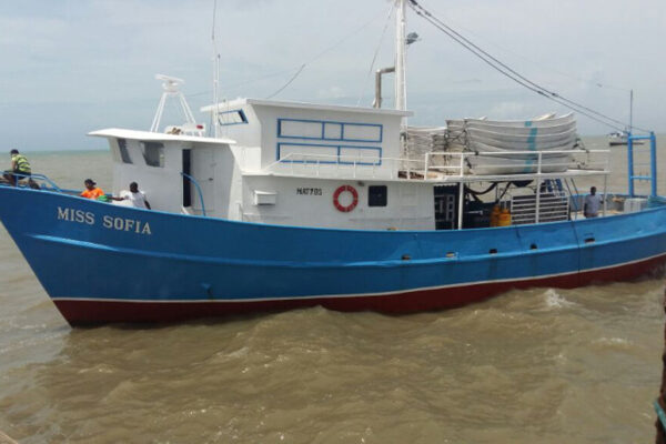 Ejército emite autorización de zarpes