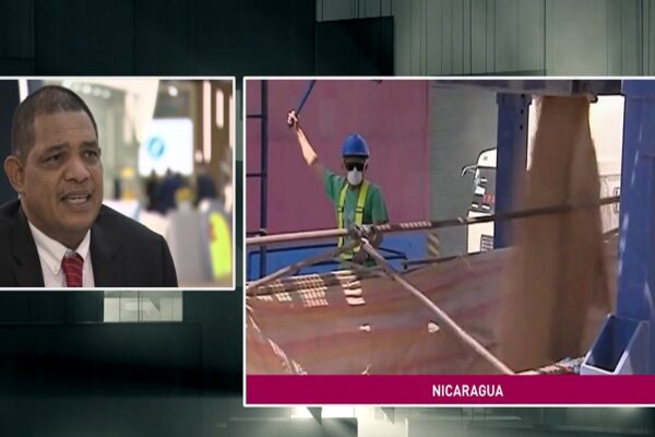 Ministro Iván Acosta: Utilizar el comercio y las operaciones financieras para agredir países equivale a un tanque rodando