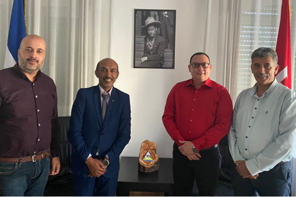 Nicaragua se reúne con comunidades beduinas de Palestina