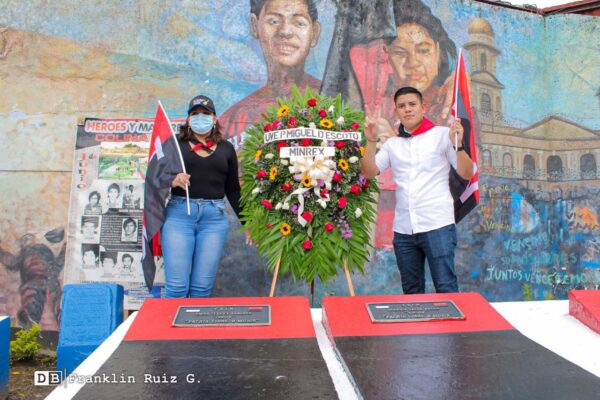 Conmemoran legado de lucha de caídos en la masacre de la Colina 110
