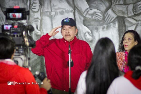 Está quedando enterrado el imperialismo y está naciendo la democracia con el multilateralismo