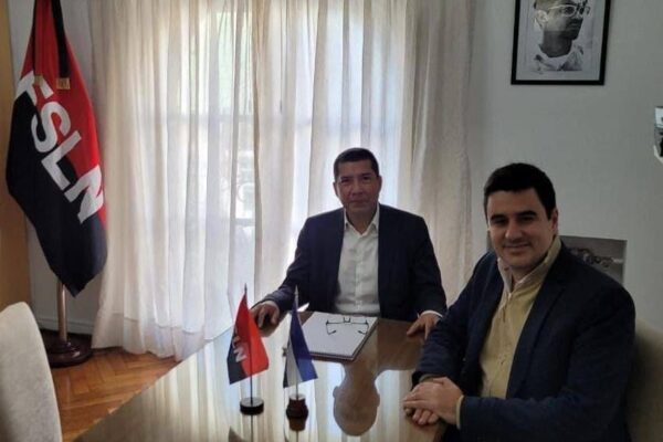Embajador de Nicaragua recibe a diputado de Frente Todos