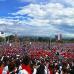 Brilla Hermosa la Paz en tu Cielo, 45/19 y Siempre Más Allá