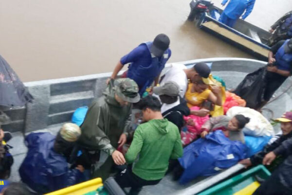 Ejército apoya retorno de personas albergadas por tormenta Bonnie