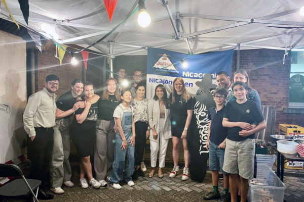 Efectúan Terraza Nica en la ciudad de Mol, Bélgica