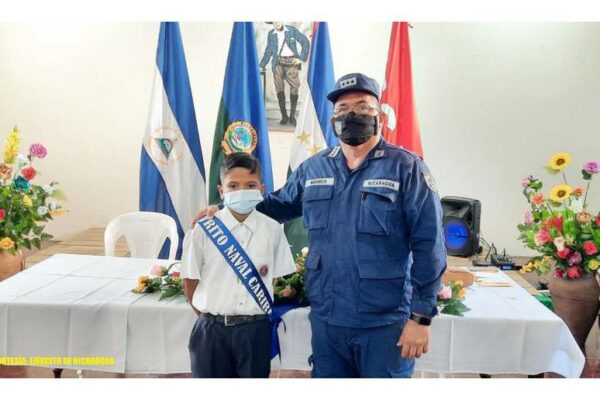Niño es jefe del Distrito Naval Caribe por un día