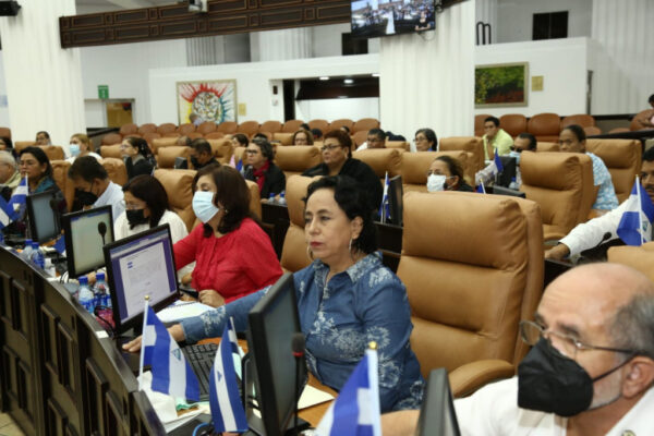 Nicaragua ratifica decretos sobre transporte y espacio aéreo internacional