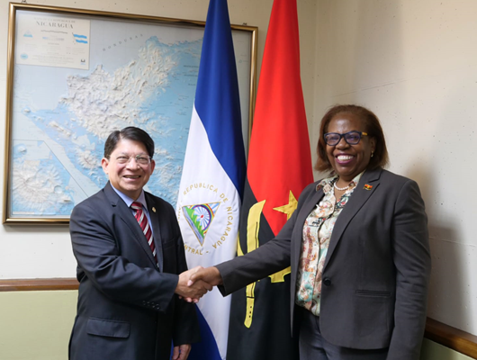 Nicaragua recibe visita de embajadora de Angola