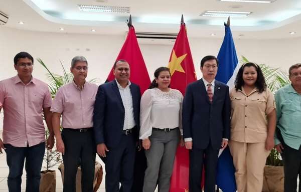 Más instituciones nicaragüenses son visitadas por Embajador de la República Popular China