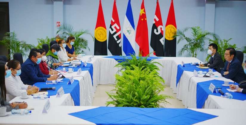 Embajador de China sostiene encuentros con entidades del gobierno de Nicaragua