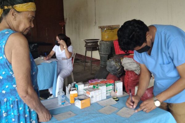 Familias de Managua cumplen esquema de vacunas covid-19