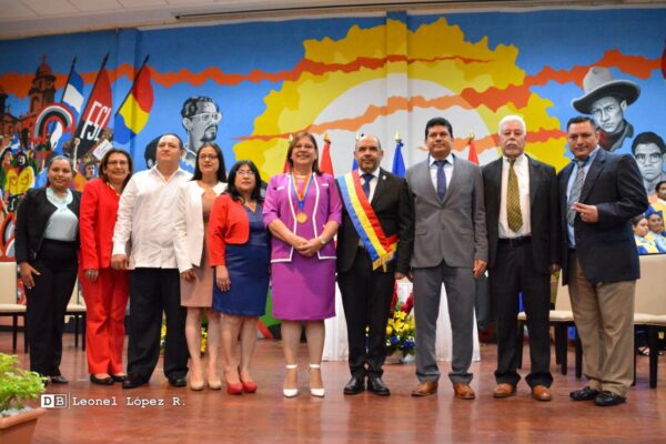 Rectora y vicerrector de la UNAN Managua toman posesión de sus cargos