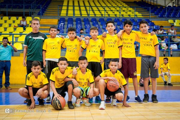 Inicia campeonato nacional de mini baloncesto masculino