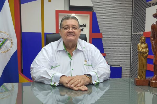 Moisés Absalón Pastora: Los Hipócritas