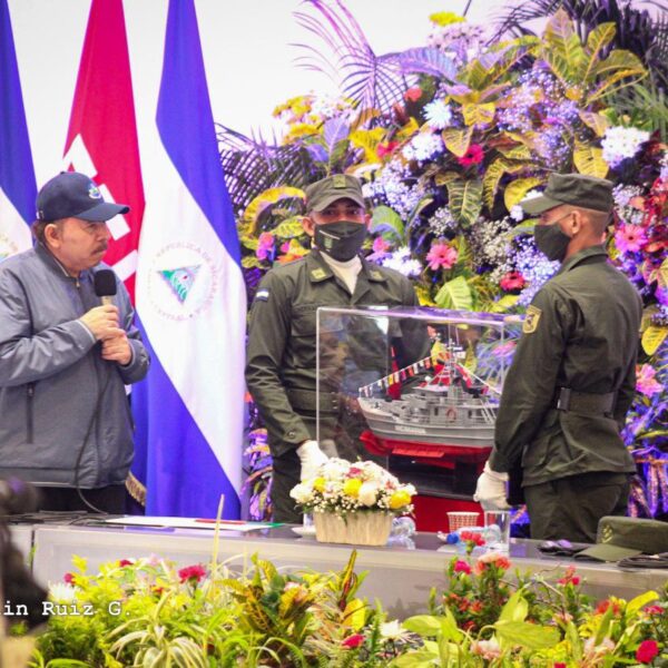 Foto de 42 aniversario de la Fuerza Naval
