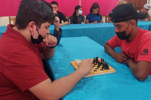 Dedican torneo de ajedrez a la Cruzada Nacional de Alfabetización