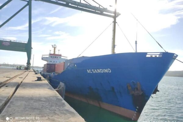 Embarcación nicaragüense con alimentos solidarios llega a Cuba