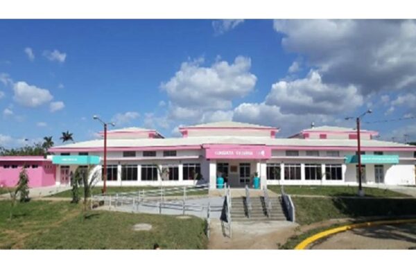 Mejoras en el Hospital Berta Calderón fortalecen atención a mujeres