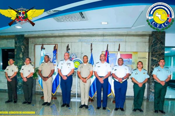 Nicaragua en visita de intercambio entre industrias militares