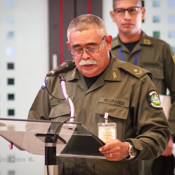 Foto de 42 aniversario de la Fuerza Naval