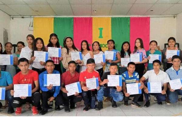 Más de 330 protagonistas reciben certificados de las Escuelas Municipales de Oficios