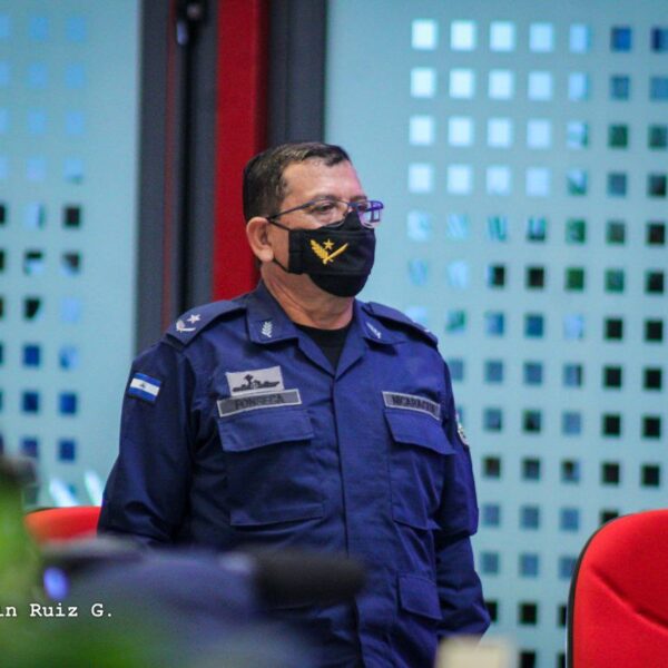 Foto de 42 aniversario de la Fuerza Naval