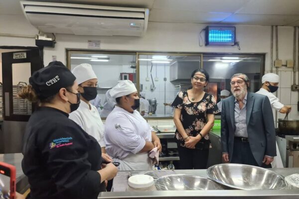 Embajador mexicano conoce quehacer del Tecnológico Nacional