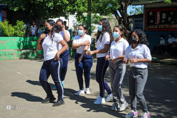 Fiestas patrias 2022 inician en el Instituto Gaspar García Laviana de Managua