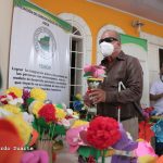 Personas con discapacidad adquieren competencias en arreglos florales