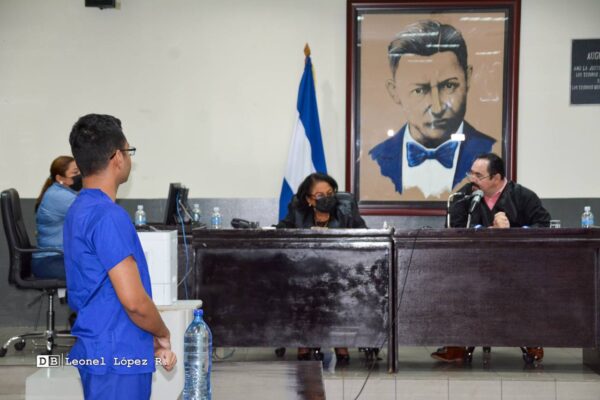 Acusados por delitos que menoscabaron la integridad nacional en audiencias informativas