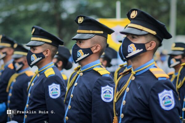 La moral y lealtad a la patria de un policía va más allá de un grado