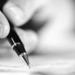 Fabrizio Casari: El palacio de vidrio opaco