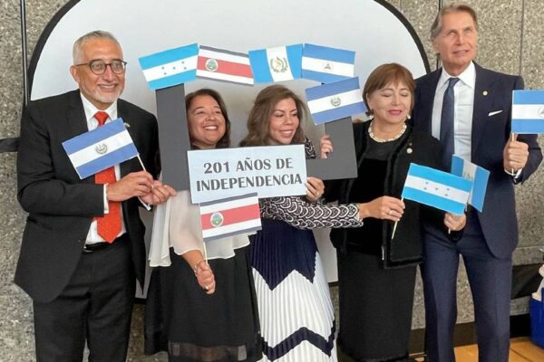 Celebran 201 aniversario de Independencia de Centroamérica en Canadá