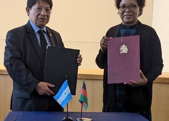 Nicaragua establece relaciones diplomáticas con Malaui