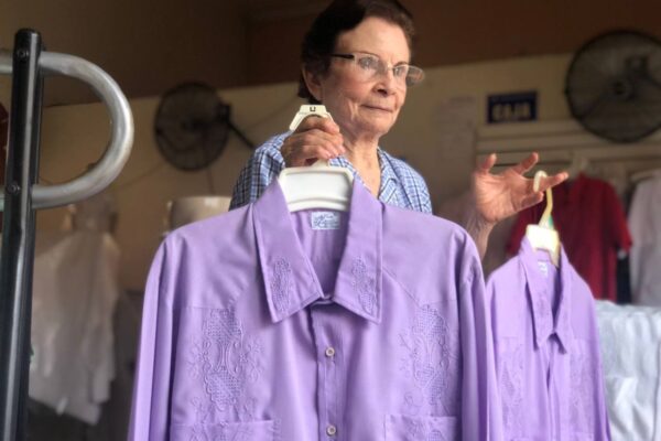 Conoce la experiencia exitosa de bordados y guayaberas Nora