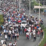 Multitudinaria caminata rinde homenaje a la patria bendita y libre