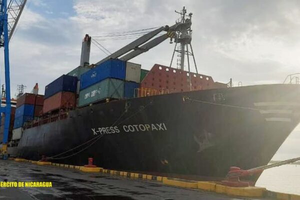 Fuerza Naval garantiza protección a embarcaciones y flota pesquera industrial