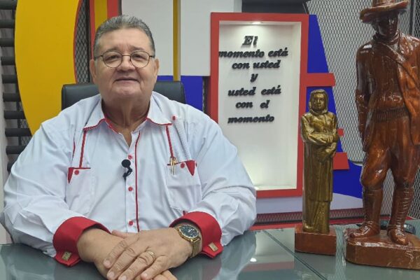 Moisés Absalón Pastora: La mentira abandonada