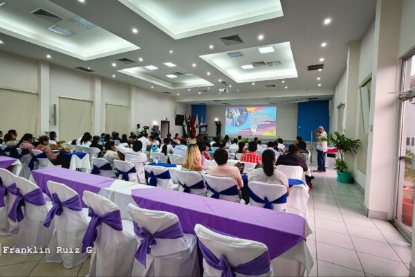 Nicaragua promueve la detección temprana de los síntomas de demencia