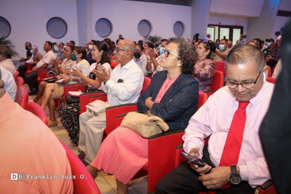 Pastores evangélicos de Nicaragua se congregan para celebrar Día de la Biblia