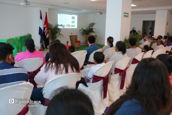 Productores de frutas con mayores competencias en el uso de herramientas tecnológicas