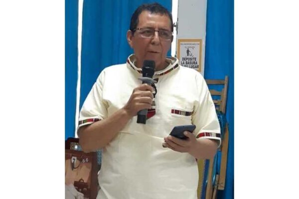 Fallece el poeta Napoleón Rojas Robles