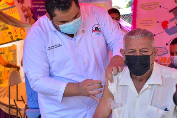 Compañera Rosario destaca proyectos, campañas de vacunación y el bienestar de las familias nicaragüenses